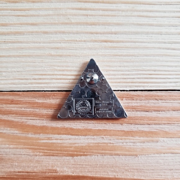 Disney Enchanted Tiki Room Mens Restroom Pin - Picture 2 of 2